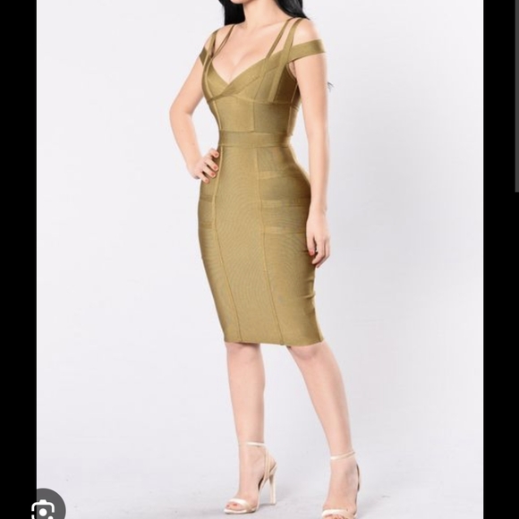 Fashion Nova Mauve Bandage Dress size M - Picture 5 of 6